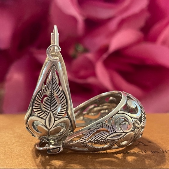 Silpada Sterling Silver Filigree Hoop Earrings P1844 - Picture 3 of 12